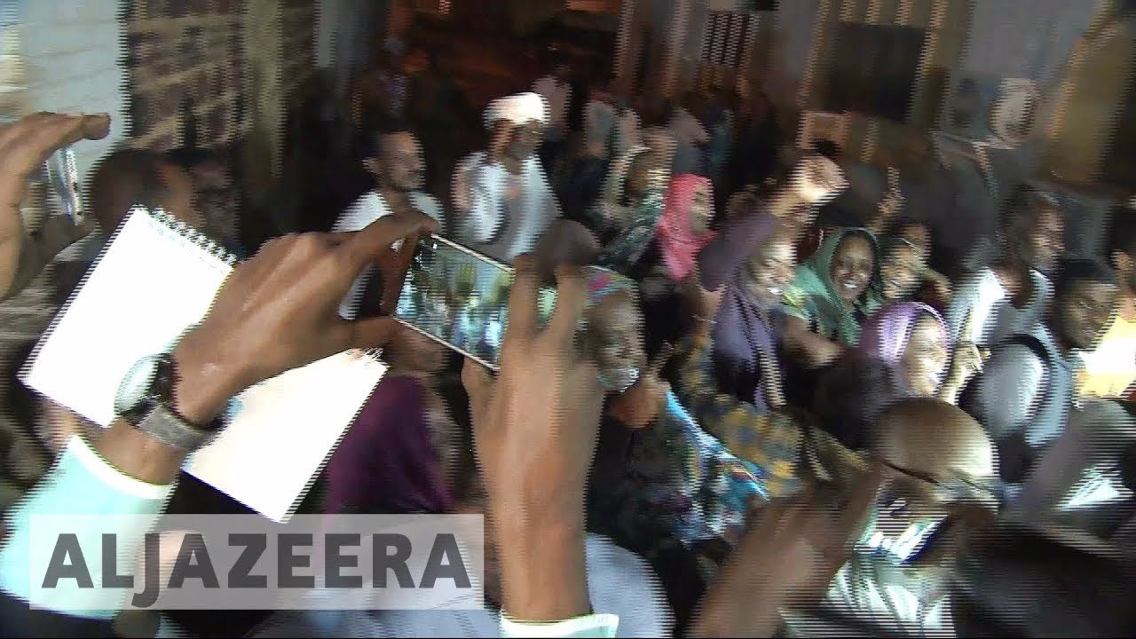 🇸🇩 السودان: إطلاق سراح صحفيين وسط مخاوف بشأن حرية الصحافة