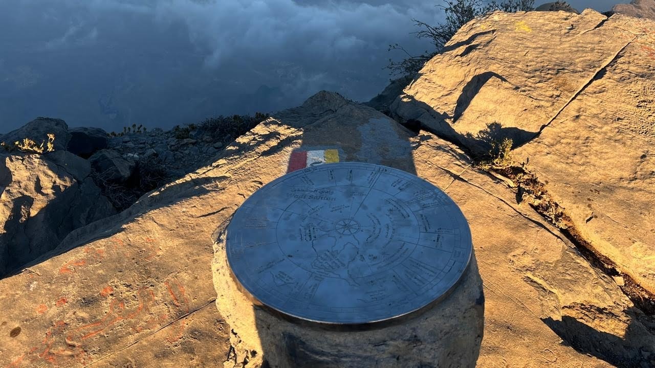 صعود اعلى قمة بالخليج العربي قمة جبل شمس سلطة عُمان 💪