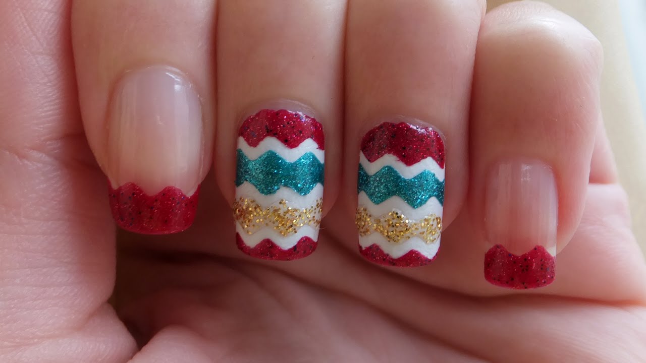 christmas chevron nail design