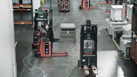 ek robotics x Miele | SMART MOVE AGVs for system-controlled transport of components in shelf storage