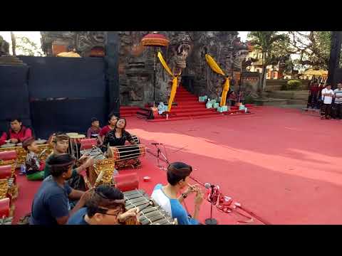 pemilihan jegeg bagus bali2018 (gladi bersih )