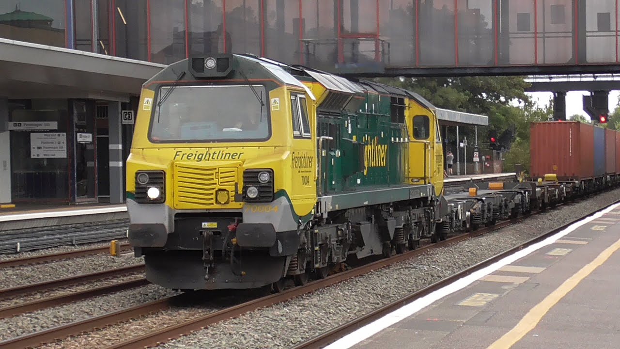 Trains at Oxford (CVL) - 19/08/2022