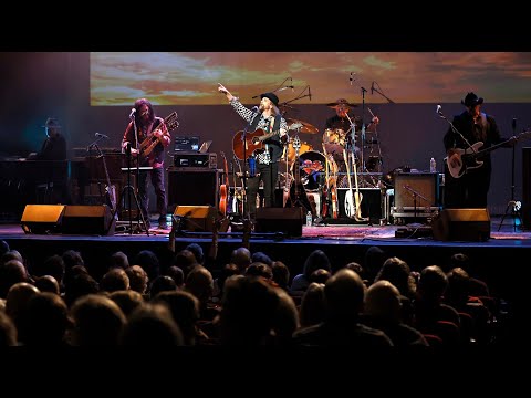 Free Fallin - American Girl