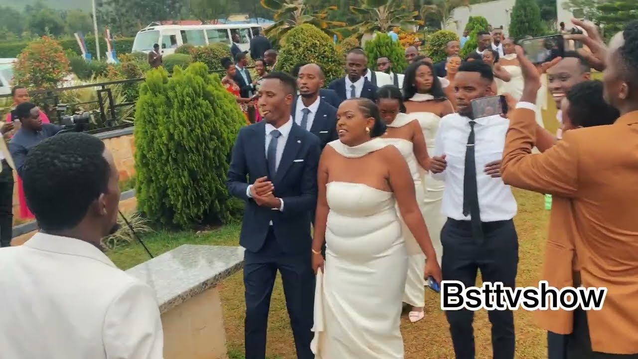 🎹 BAKOZE IGITARAMO MUBUKWE BWABANDI 🤣🥰BYARI UMUNEZERO UDASANZWE 