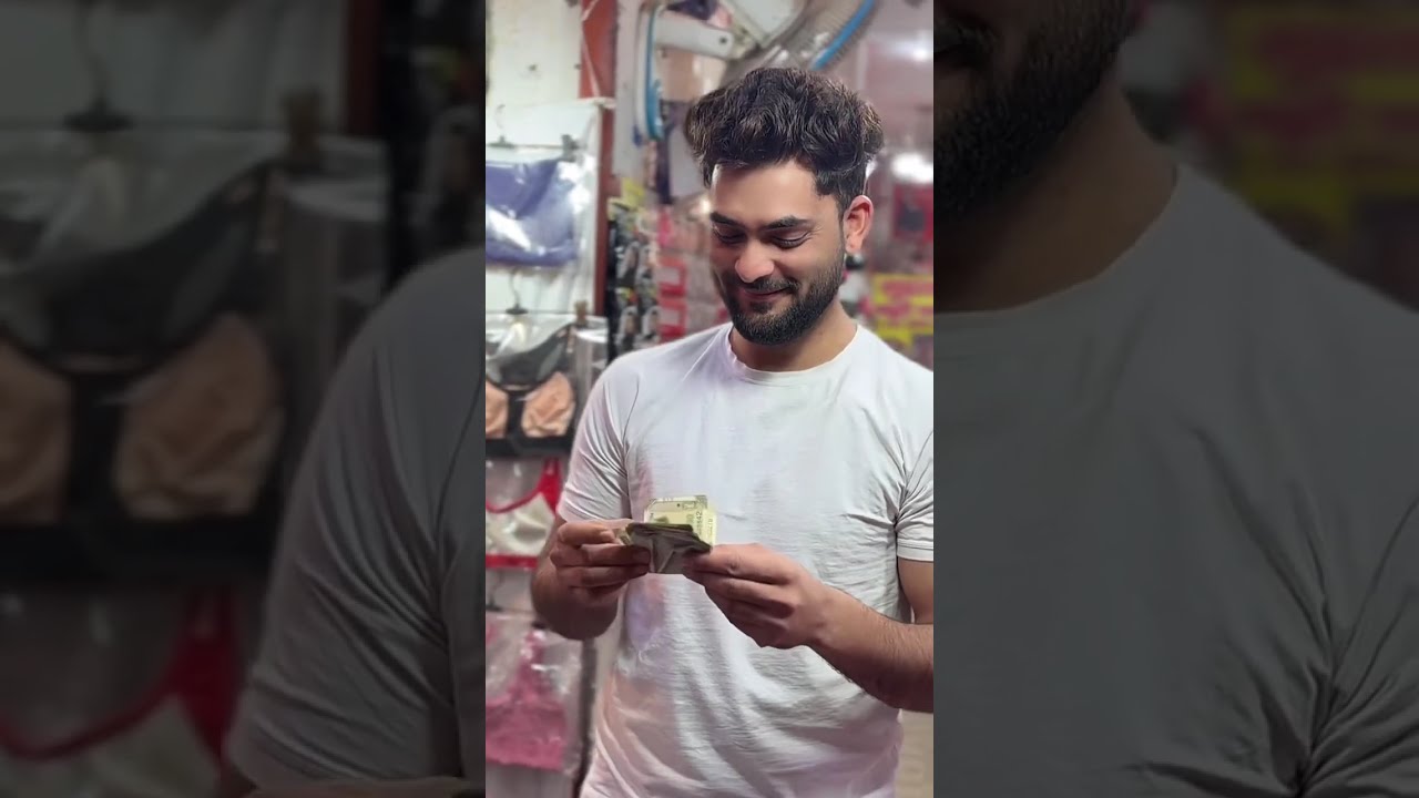 Учитывая обстоятельства и необходимость, следует поддержать человека, а не предавать его! Это поу...