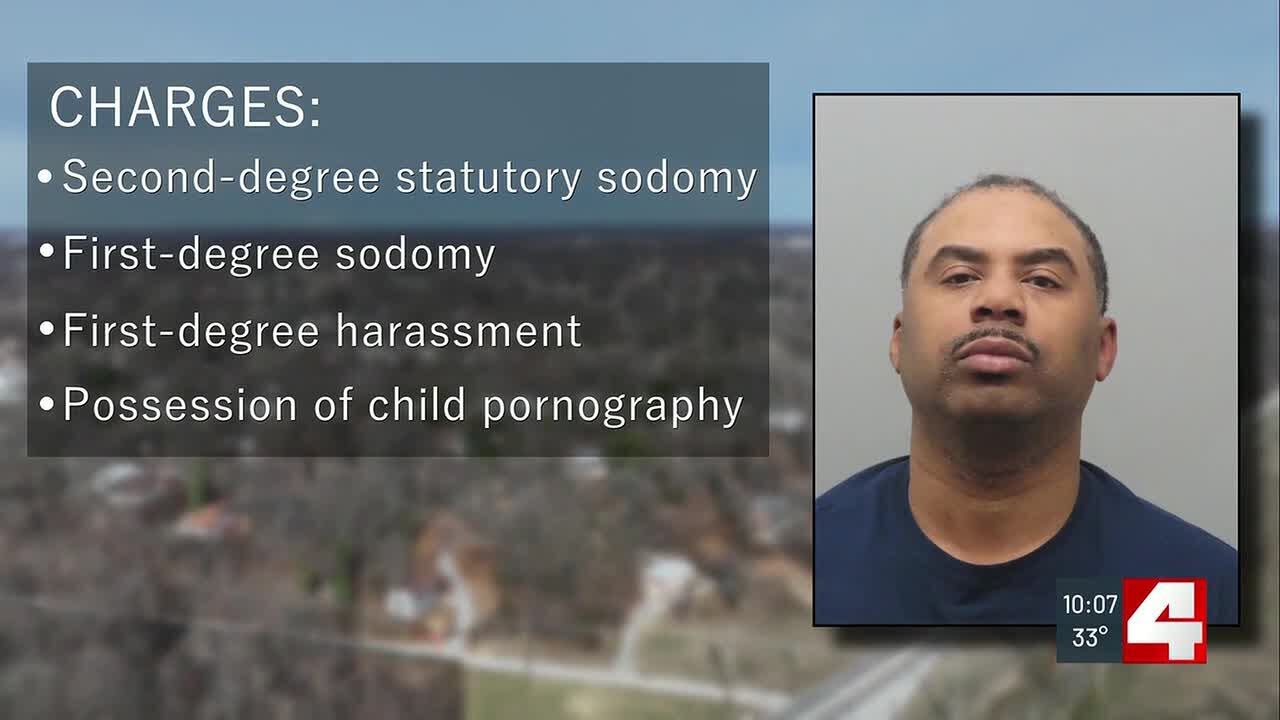 Riverview mayor facing sex crime charges