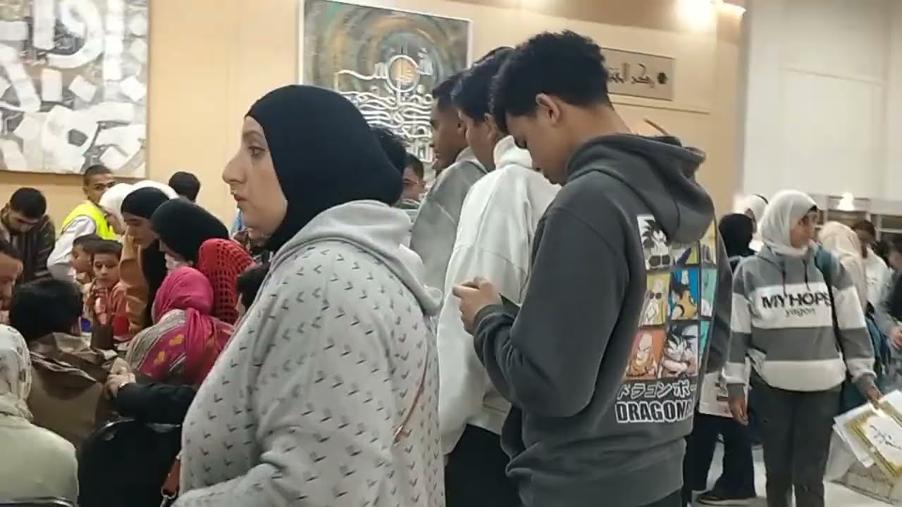 رحلة مذهلة داخل معرض القاهرة الدولي للكتاب 📚 جولة حصرية فى كل قاعات المعرض 2025