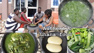 How to COOK the Perfect GREEN GREEN SOUP \ EBUNABUNU || Cocoyam Leaves Soup & SNAILS || FufU ,GHANA screenshot 2