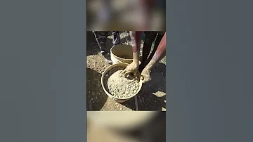 Они едят грязь каждый день. Глиняный хлеб на Гаити