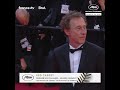 Le cinéaste Bertrand Bonello, gravit les marches avec élégance à Cannes 2025 !