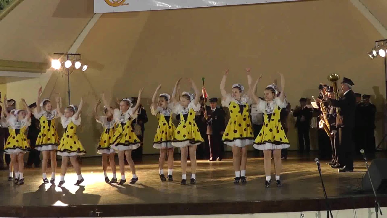 Polish Children Dance / Polskie dzieci tańczą / Polnische Kinder tanzen