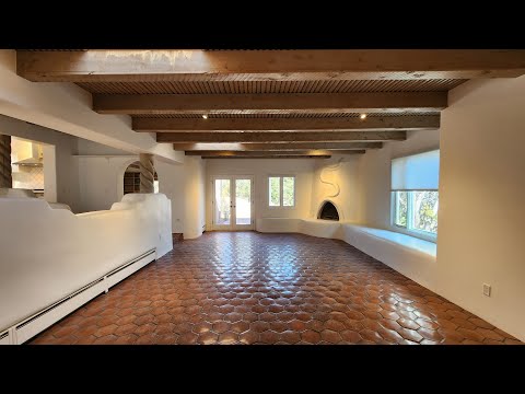 8 Leaping Powder Rd, Santa Fe, NM home video tour