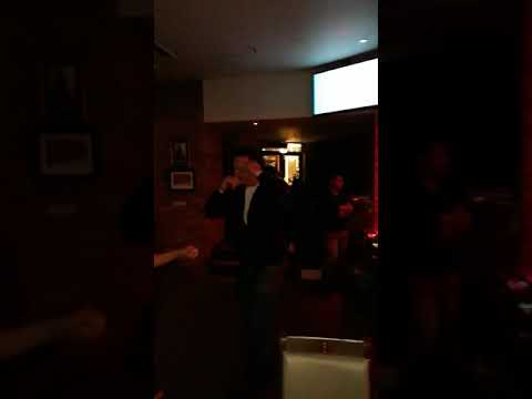 Ицака МС и Диона в Лондонското сити 