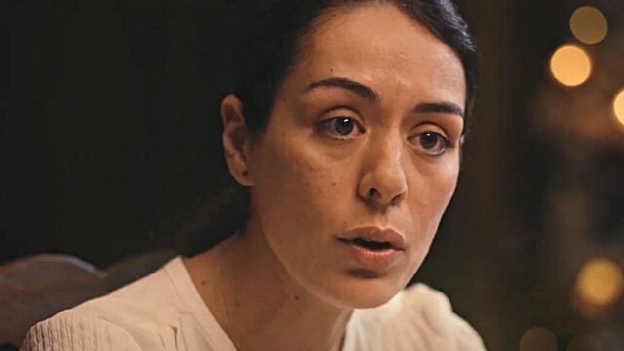 QU'EST-CE QU'ELLE A MA FAMILLE ? Bande Annonce VF (2022, Drame) Sofia