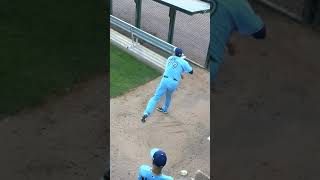 Ryu of Toronto Blue Jays practicing at Chicago.