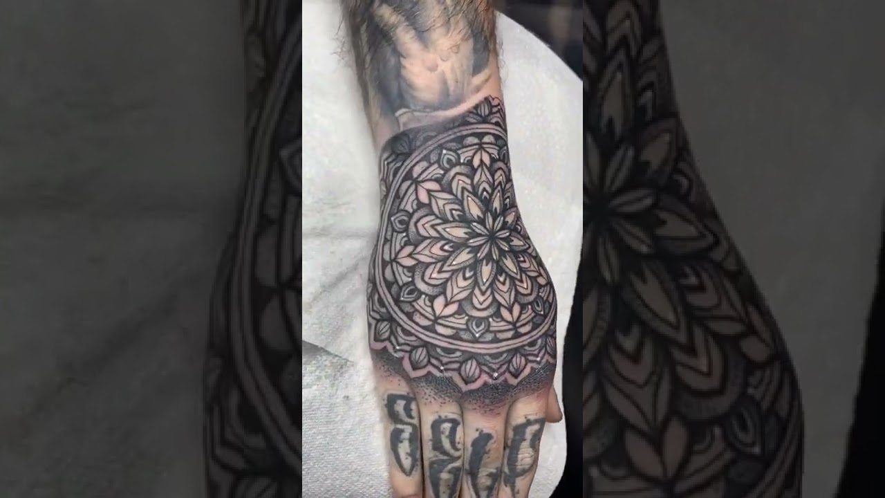 ꕥ Incredible Detail On This Hand Mandala Tattoo By Kristophertaylor13 