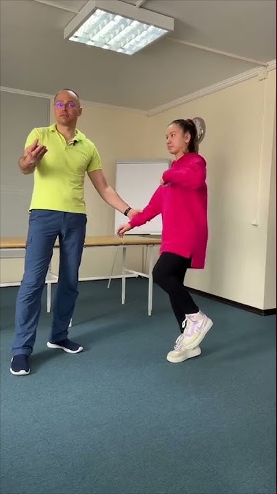 После ходьбы болит голеностопный сустав,причины?. Боль в голеностопе - причины и лечение Боль в голеностопе: почему болит голеностопный сустав и что в этом. Боль в голеностопном суставе: причины и лечение боли в ступне возле.