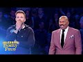 Joel McHale makes Fast Money! | Celebrity Family Feud