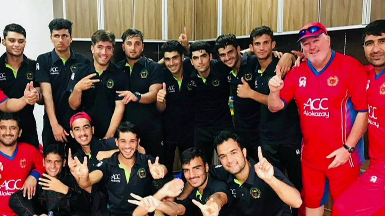 کرېکټ: د افغانستان لروبر کې د خوښۍ لمانځنې