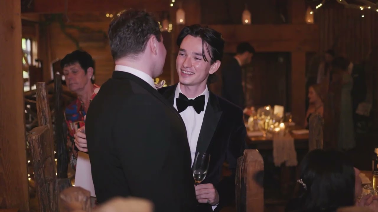 Ryam & Aimiee| Alnwick TreeHouse  Wedding Trailer 