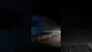 Dün Gece Türkiyeden Gönderilen Onlarca Tır,