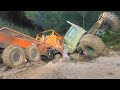 АТОМНЫЕ ГРУЗОВИКИ Монстры рубятся НА ВЫЖИВАНИЕ Off road Trucks