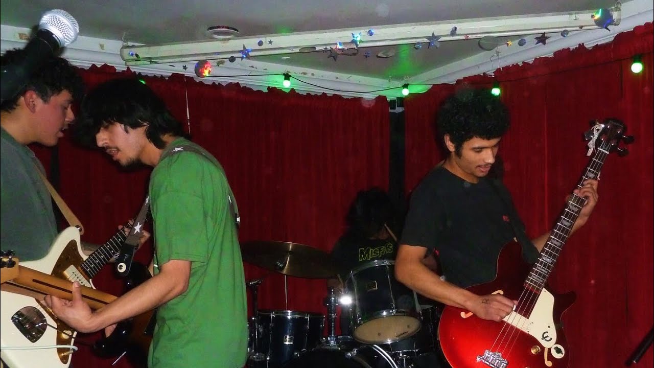 violet garden - Live at Ashbary Coffee House (partial set)