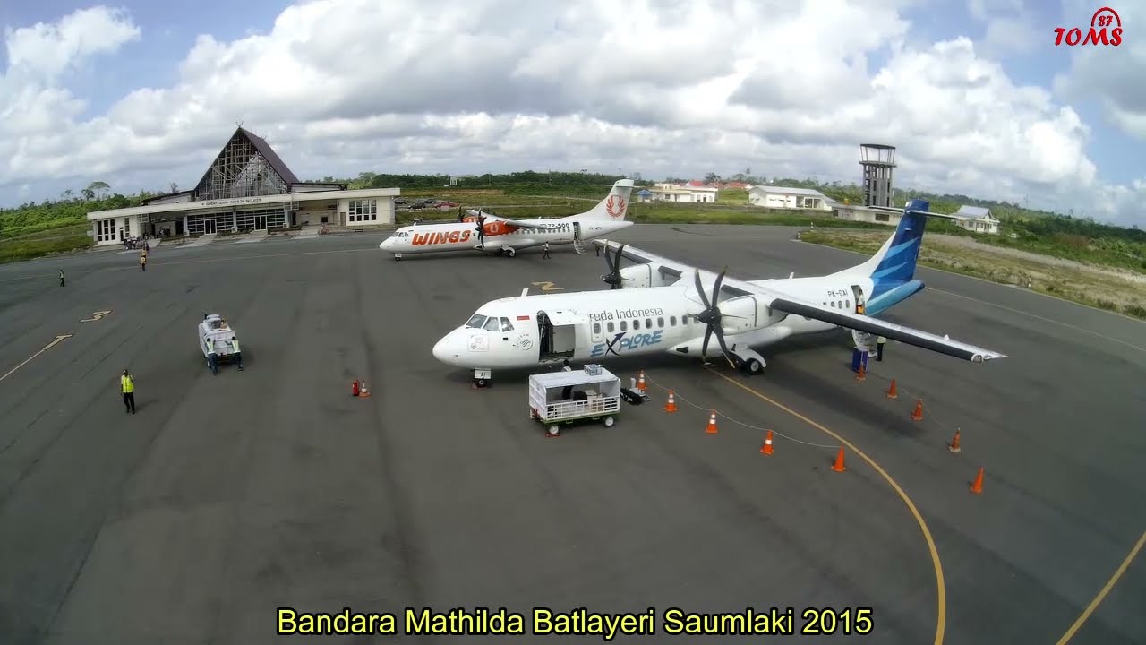 Bandara Mathilda Batlayeri Saumlaki 2015