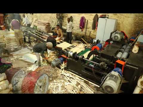 SPINDLELESS LOG PEELING MACHINE - video from Infuse IT