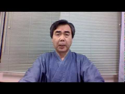 こうすると肩の巻き込みが取れる。