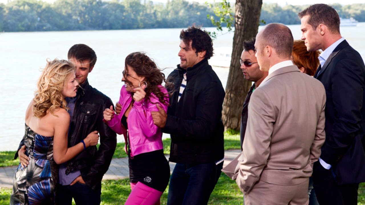 осторожно любовь 2023