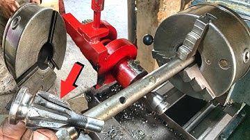 Lathe machine 3 ja chuck made with broken pinion axle shaft which is not easy