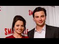 Tom welling and erica durance entrance and exit at wales comic con