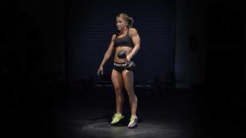 Single Arm Dumbbell Hang Squat Clean