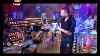 Video thumbnail of "Hüsnü Şenlendirici - Bir Teselli Ver { Medya Kralı } 15.06.2012"