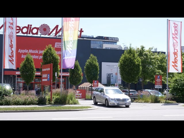 MediaMarkt Creates Exhilarating In-Store Experience with PAN-OS SD