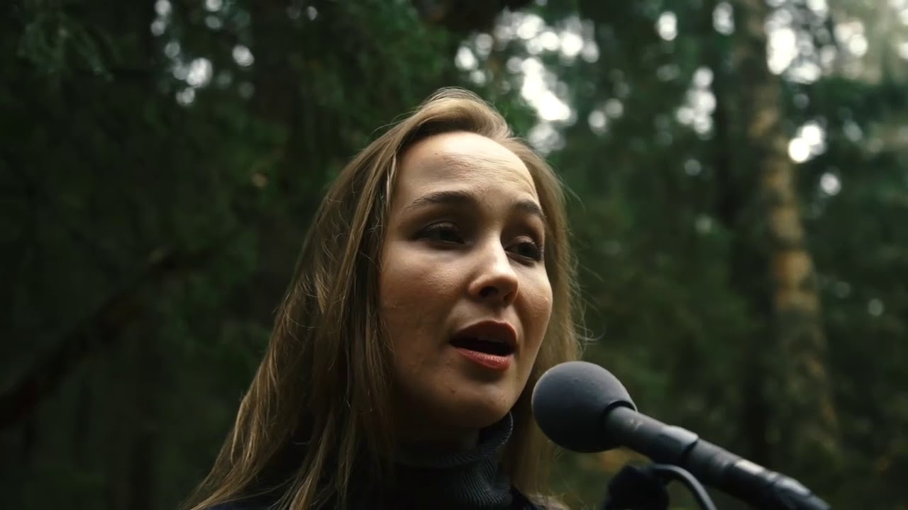 стихи про лизу с 8 марта