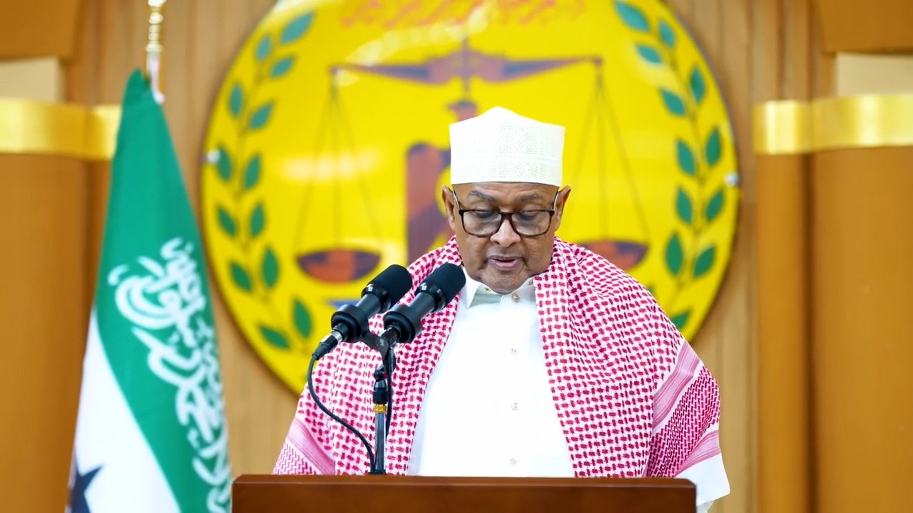 CULIMADA SOOMAALILAND OO LAGA DALBADAY DIFAACIDDA AQOONSIGA MAAMULKAASI.