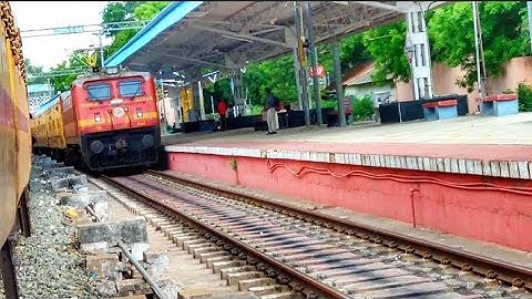 Rare arrival TPJ intercity express PF 01 at ViruthuNagar junction, Indian Railways.