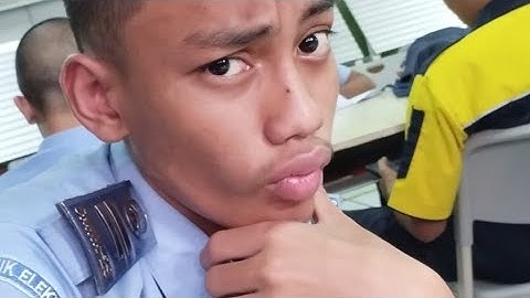 Membuat alarm parkir mobil menggunakan sensor ultrasonik dan arduino Malik dan Rama