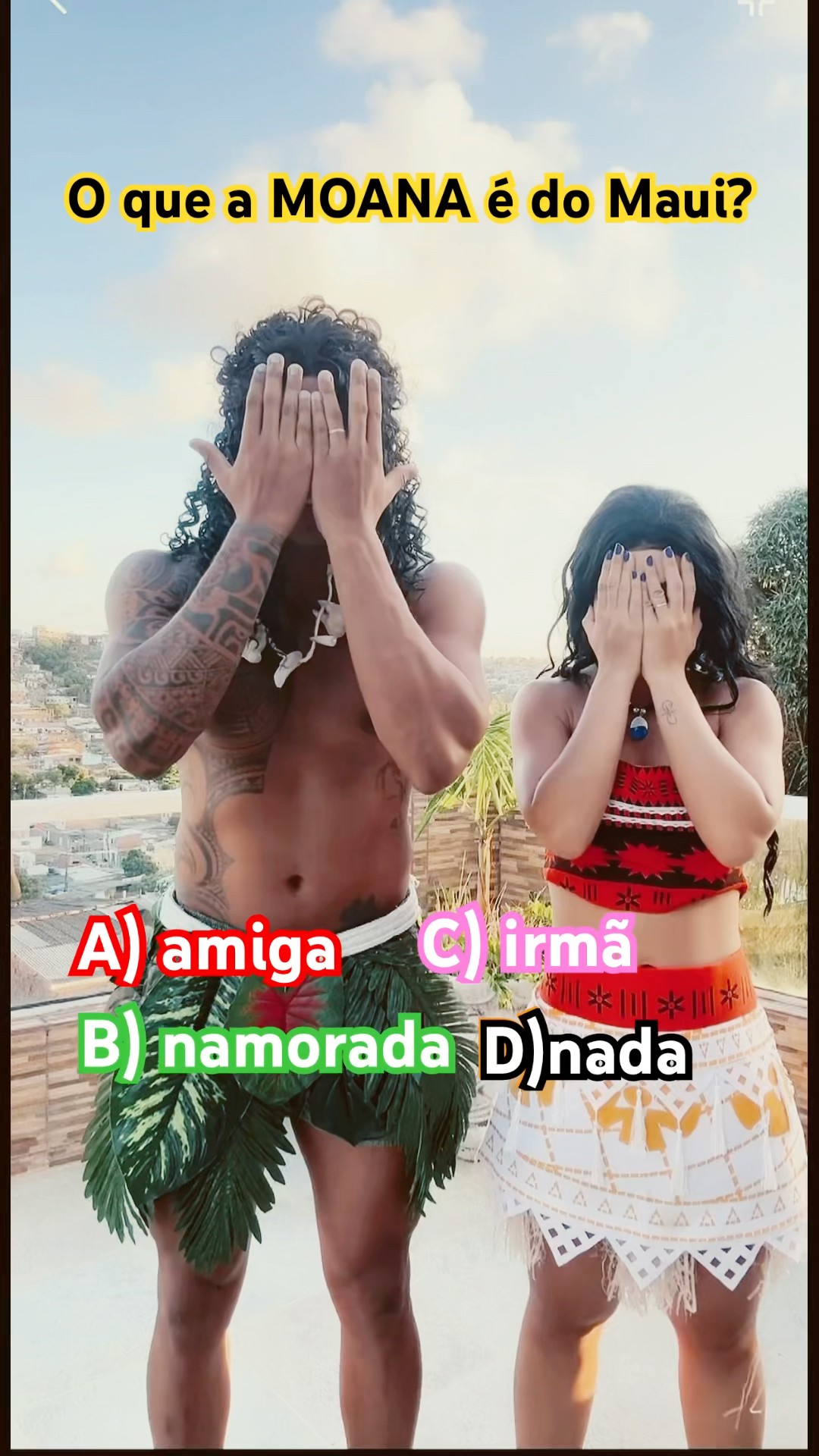 Qual OPÇÃO? ​⁠@mayca.brasil #cute #moana #maui #funnymemes #shorts