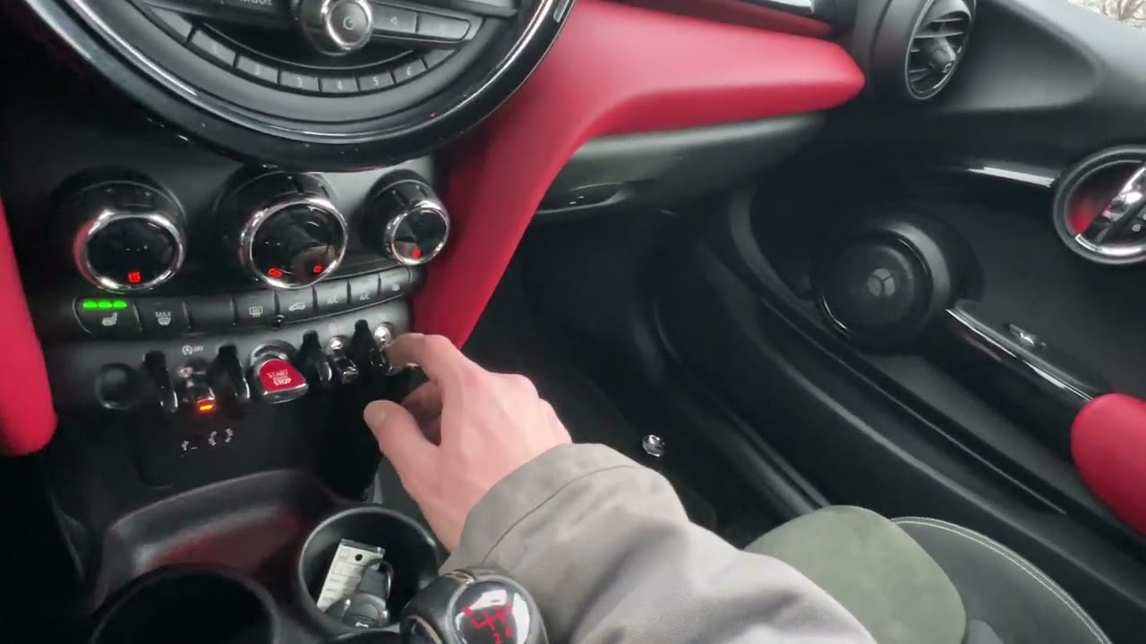 Mini Cooper S JCW Convertible 2017 года [ФУНКЦИИ]