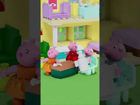 Peppa Pig Tries to FEED Baby Evie! 🍼😅 #PeppaPigTales #Shorts #LEGODUPLO