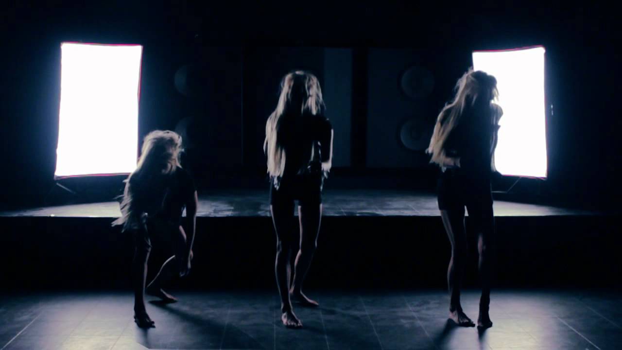 Guarda Bowhill - Bodhi (Official Music Video) su YouTube Guarda Bowhill - Bodhi (Official Music Video) su YouTube