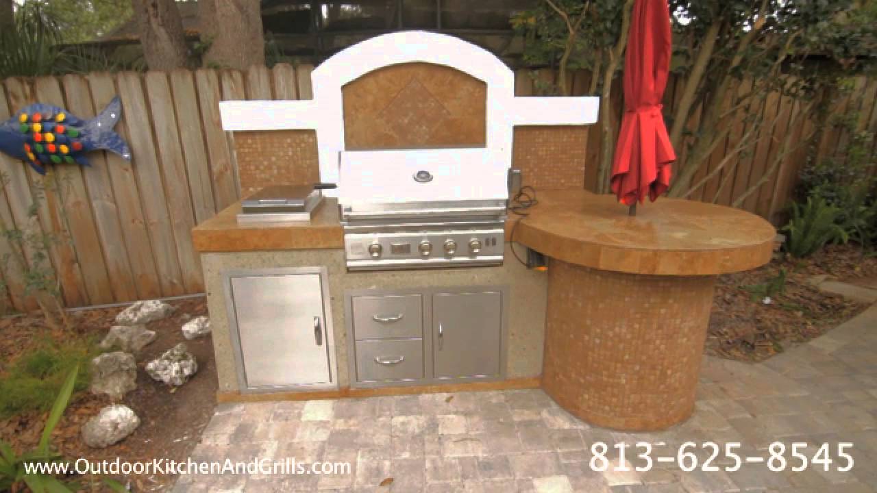 Outdoor kitchen construction DIY - YouTube