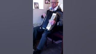 Tony Compton demonstrates 