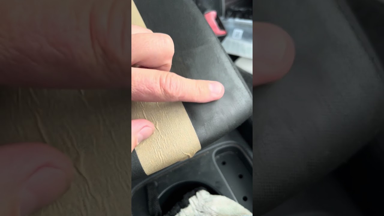 Смогут ли очистить засаленную ткань - Foam Heroes CleanTon и Clean Cabin