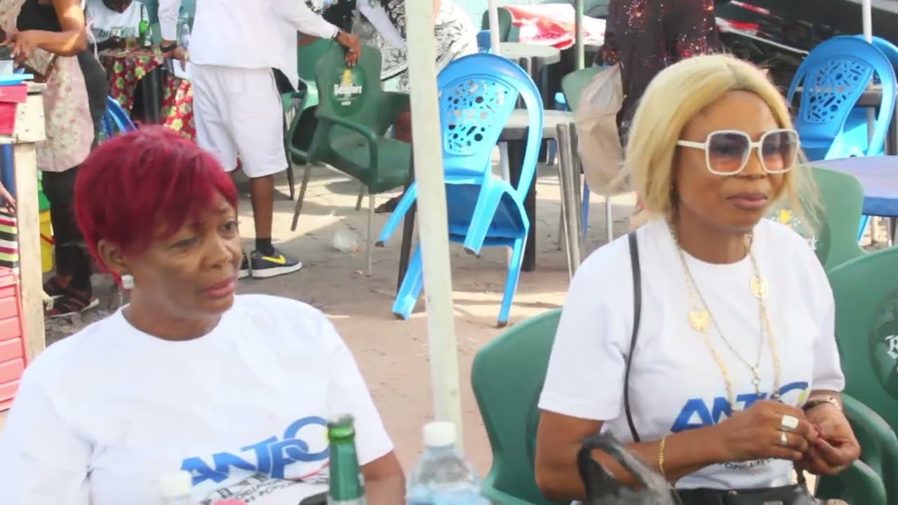 REACTION FORT DE PRESIDENT MASUMU AUX ARTISTES