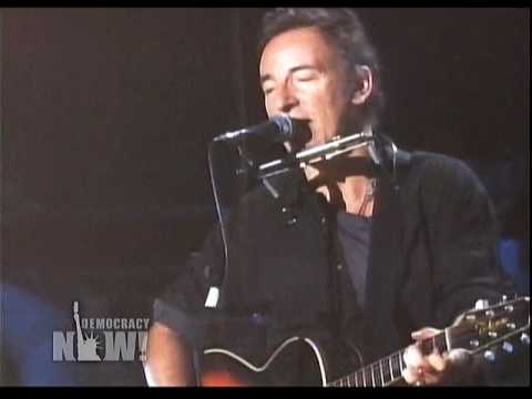 Bruce Springsteen on Pete Seeger's 90th Birthday. Democracy Now 5/4/09 2 of 15