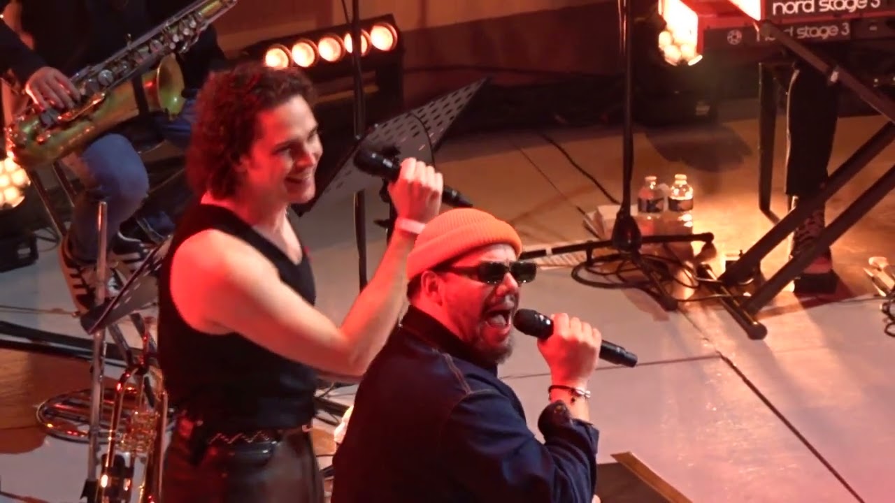 Victor Solf & Ben L'Oncle Soul - Seven Nation Army (Live) Gala Solidarité Sida 2025 - Cirque d'Hiver